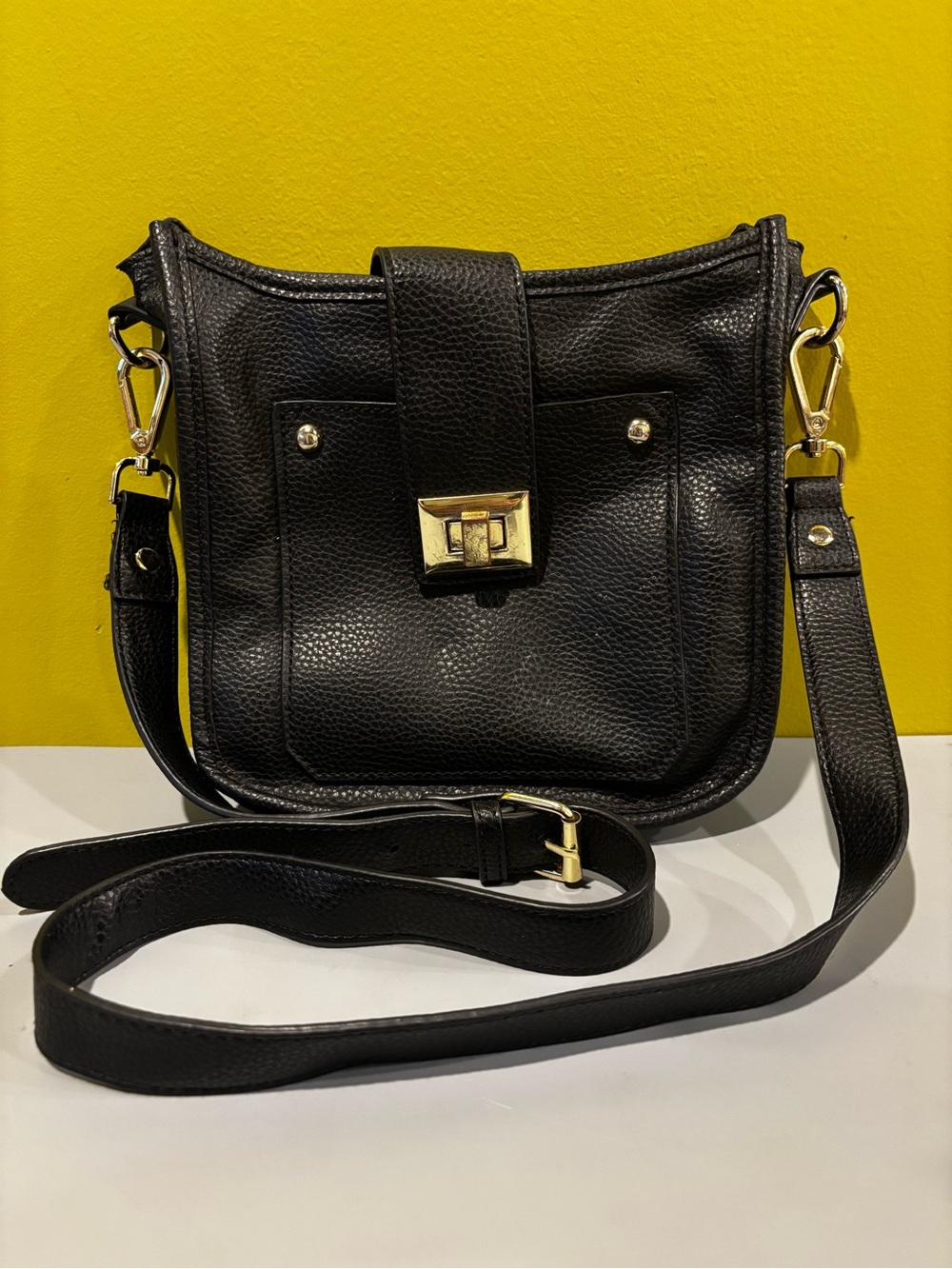 Steve Madden Black Leather Crossbody with Gold Hardware